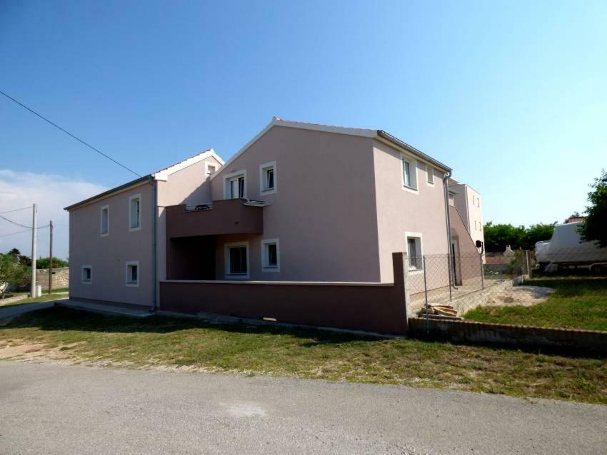 Apartments Branko Nin Exterior photo
